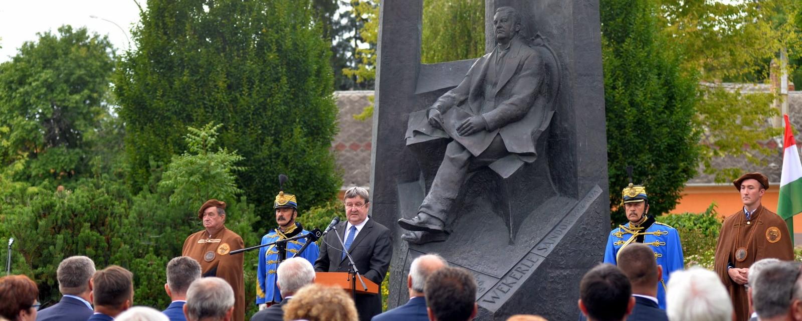 Wekerle Sándor halálának 100. évfordulója tiszteletére rendezett ünnepség, Mór, 2021. augusztus 26.