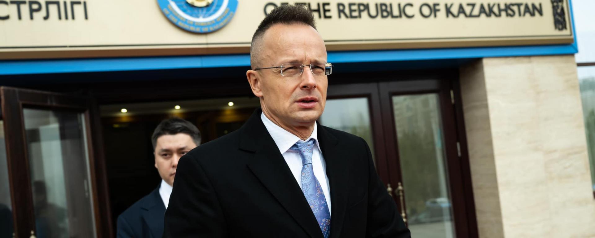 Szijjártó Péter: Magyarország kész a Kelet és Nyugat közötti híd európai pillérévé válni