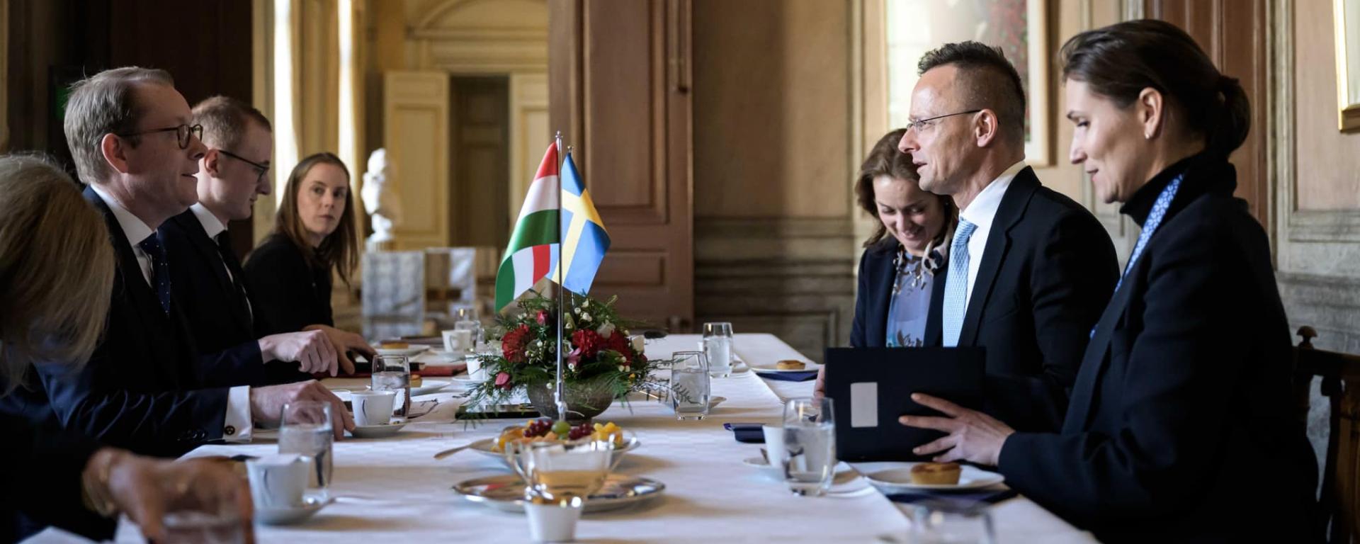 Szijjártó Péter: egy-két héten belül sor kerülhet a magyar és svéd parlamenti delegációk közötti találkozóra