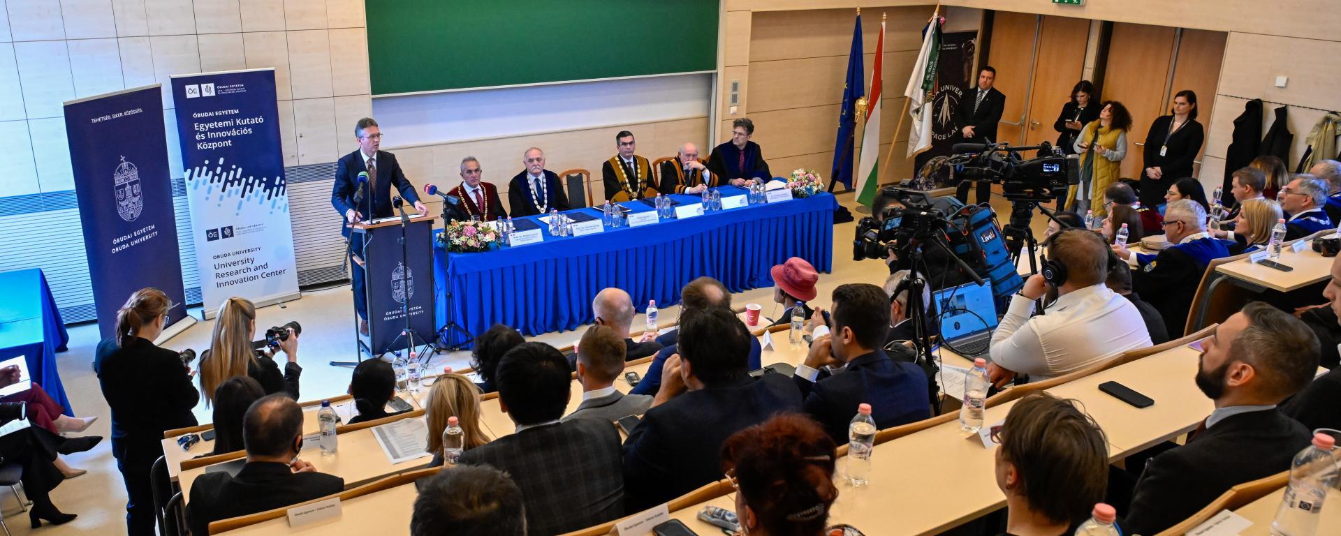 Hankó Balázs: autonóm, versenyképes és sikeres a magyar felsőoktatás