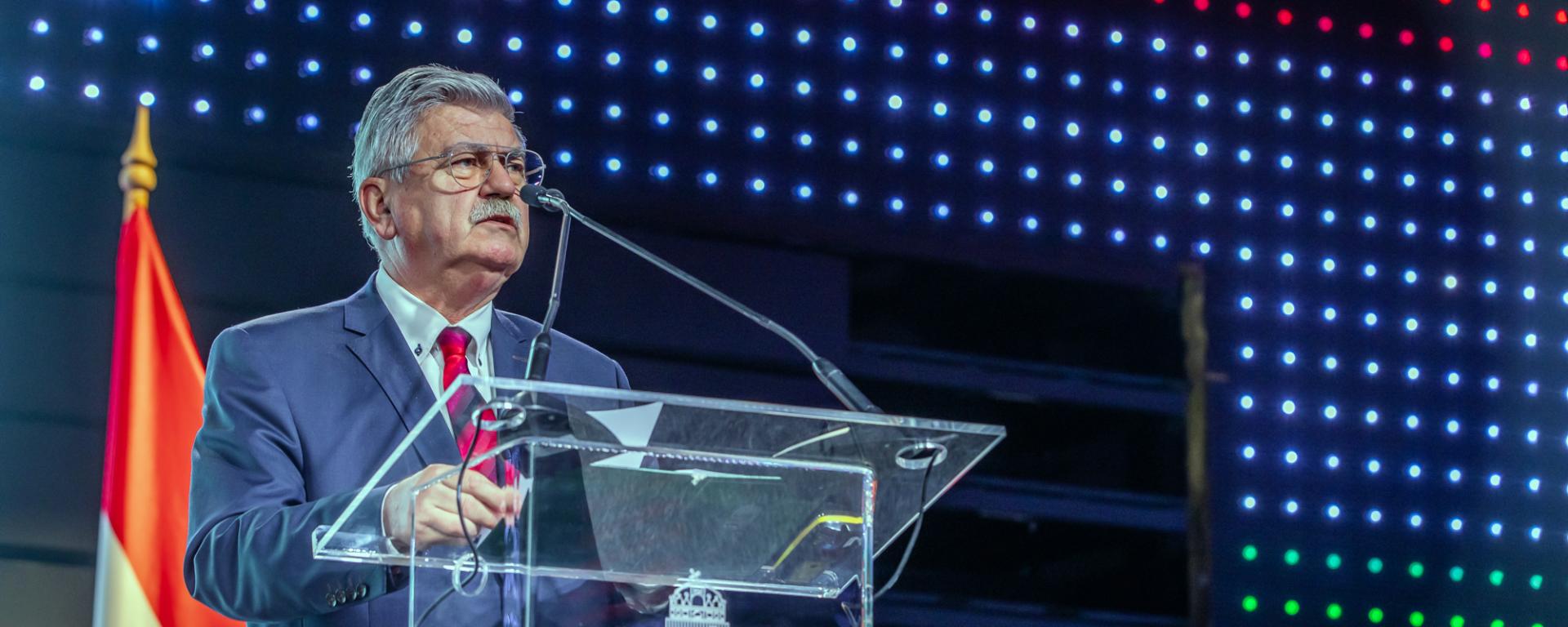 PÁT_összetartozás_fórum_VT