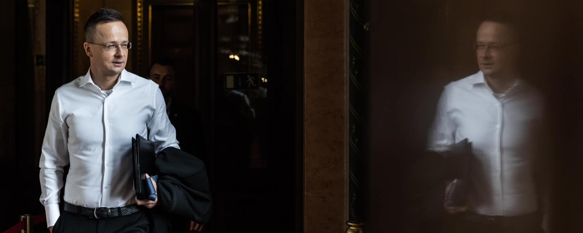 Szijjártó Péter: a forgalom tudatos szervezésével kell biztosítani az osztrák-magyar határ gyors átjárhatóságát