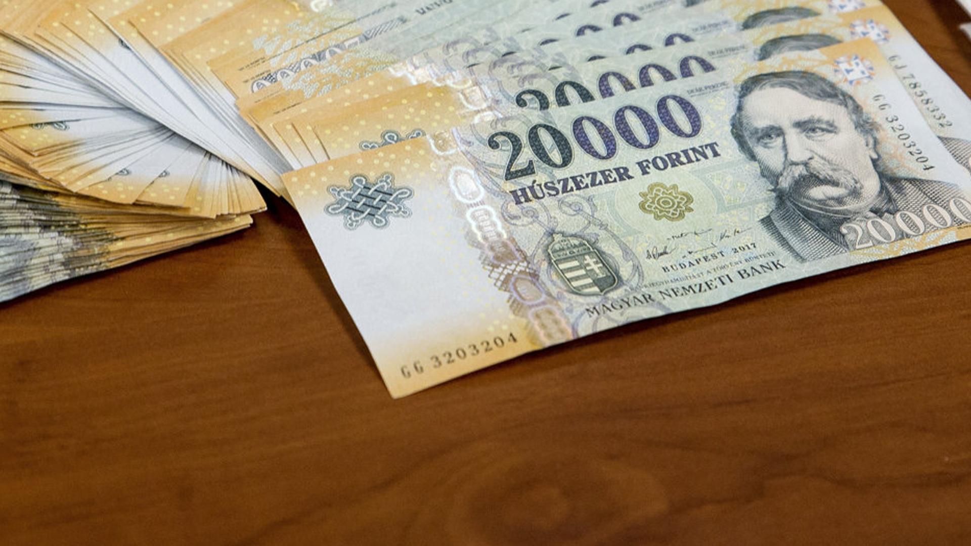 Benyújtotta a jövő évi adótörvényeket az Országgyűlésnek a kormány