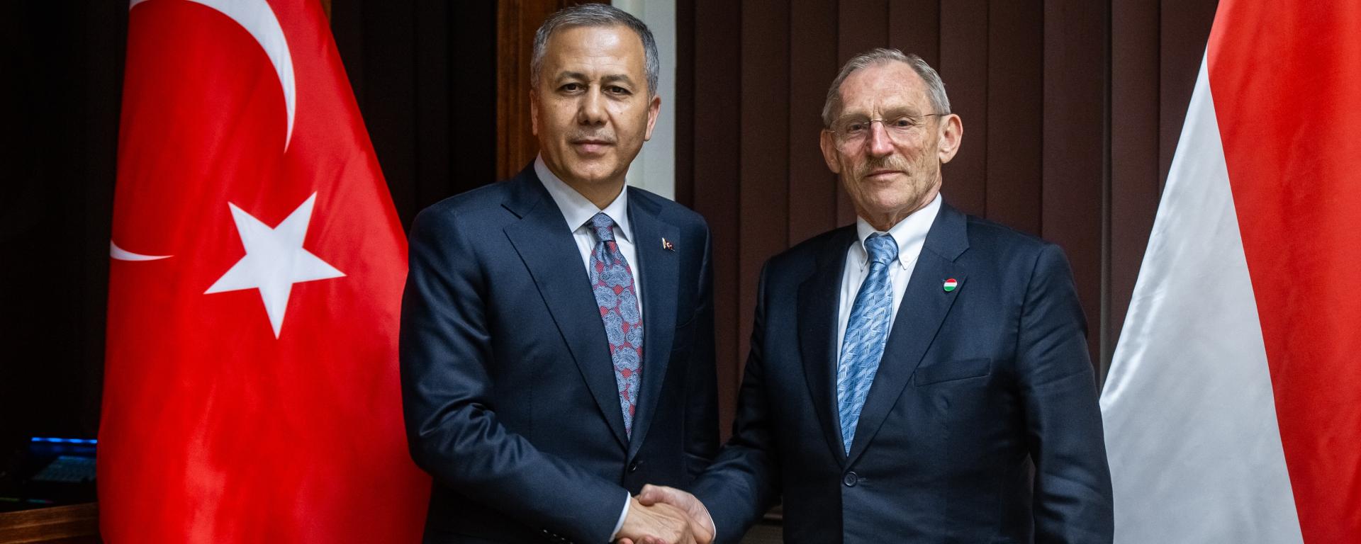 Magyar török belügyminiszteri találkozó