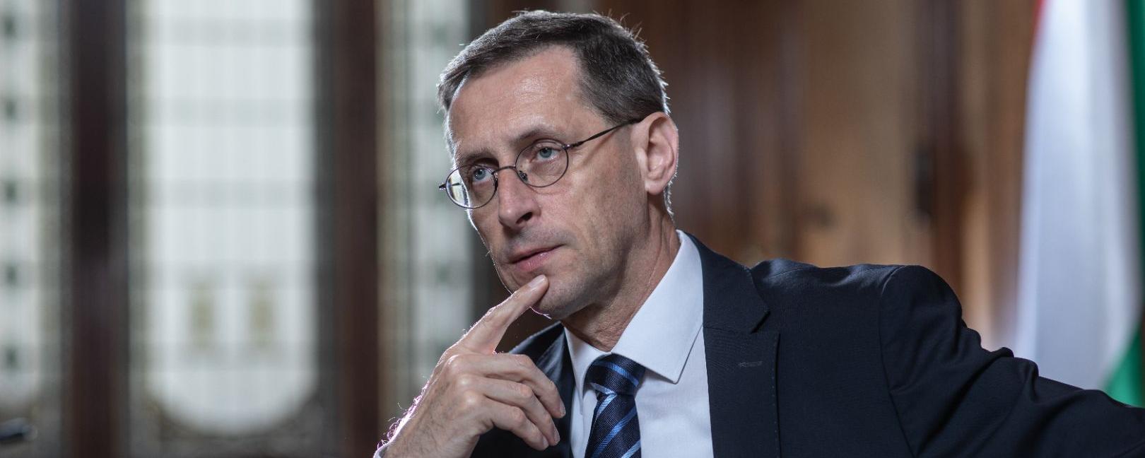 MORICZ SABJAN SIMON / VG