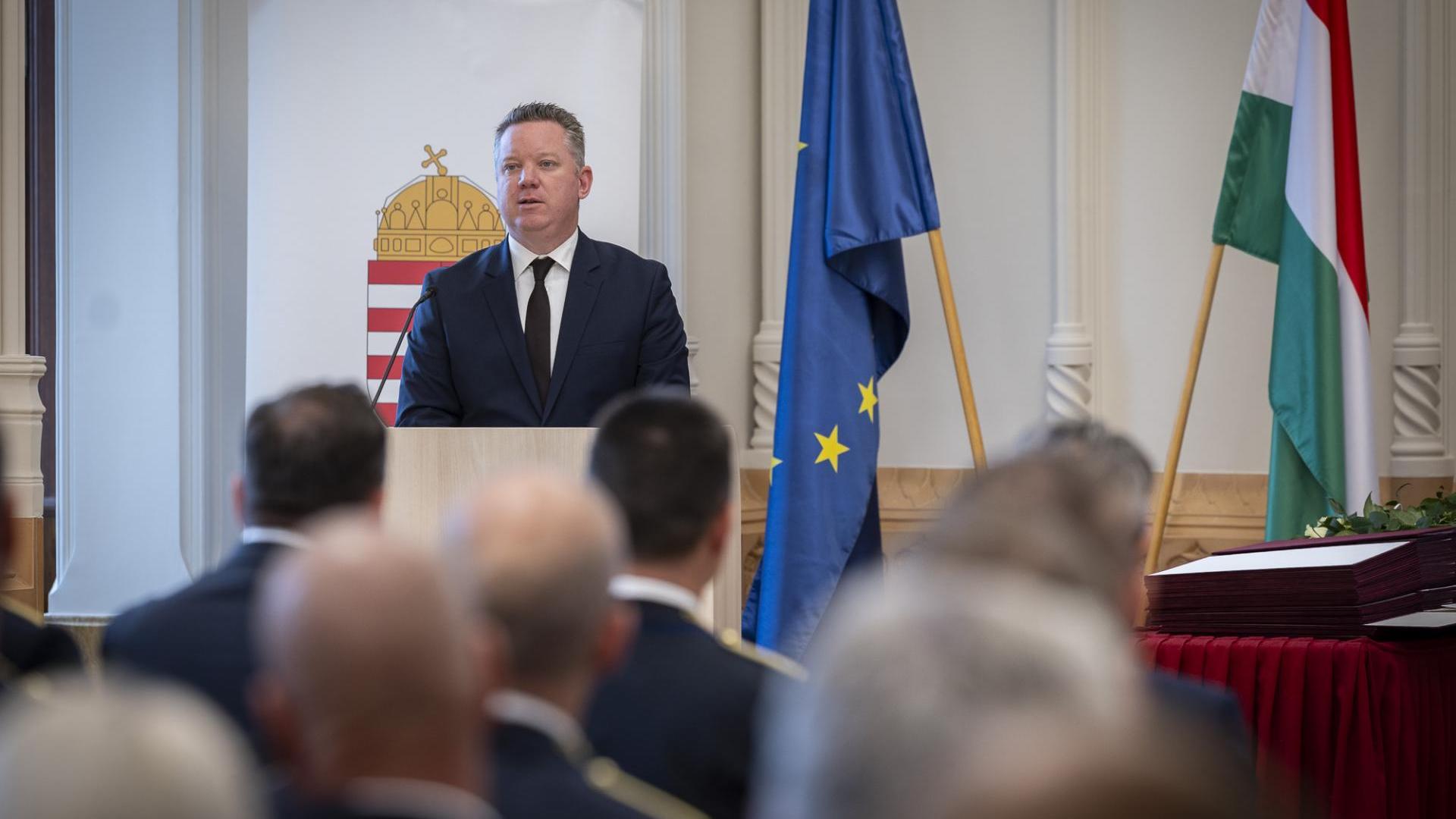 Elismerések a 2026. évi UEFA BL döntő biztosításának alkalmából