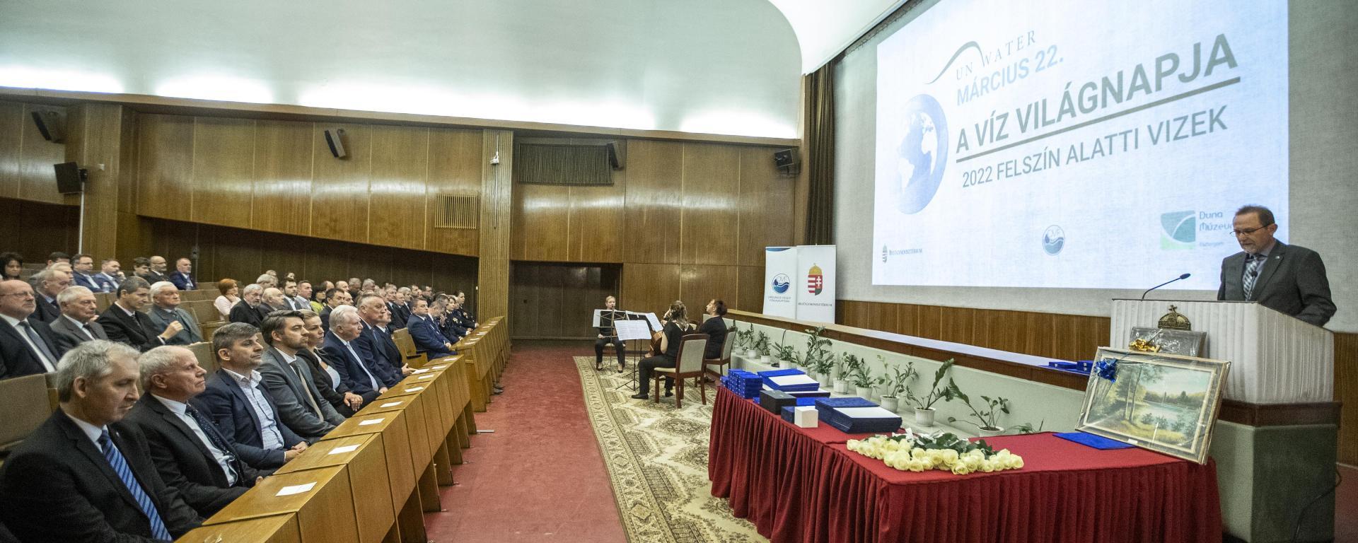 Elismerések a Víz Világnapja alkalmából - fejléckép