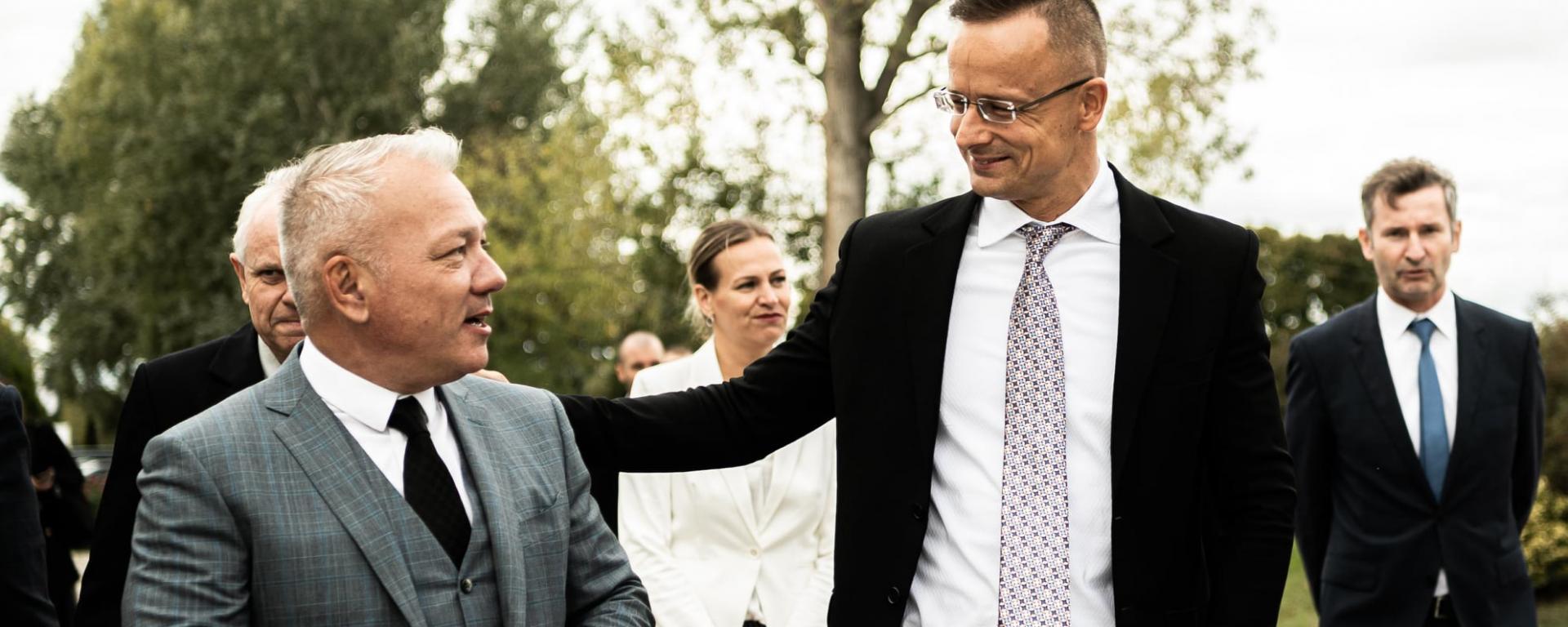 Szijjártó Péter-Szentkirályi