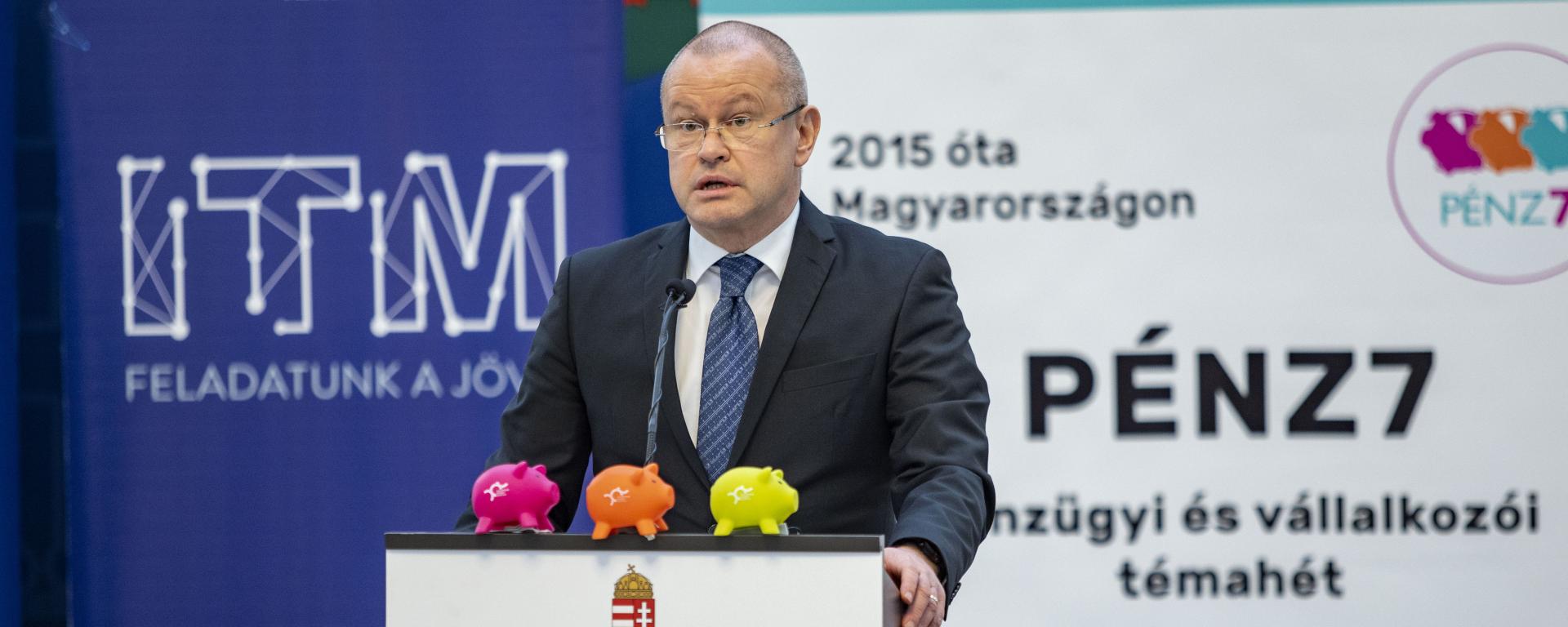 Pénz7 megnyitó, 2022. március 7.