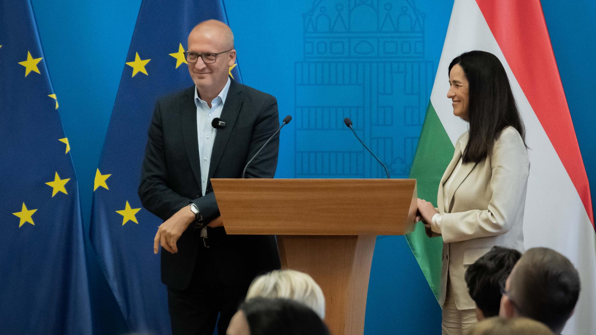 Kulturális Diplomáciai Értekezletet a Külügyminisztériumban 